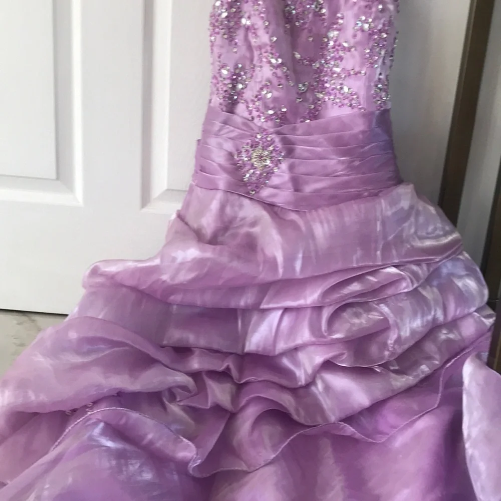 Spring wedding Lilac flower girl dress. - Picture 2 of 2